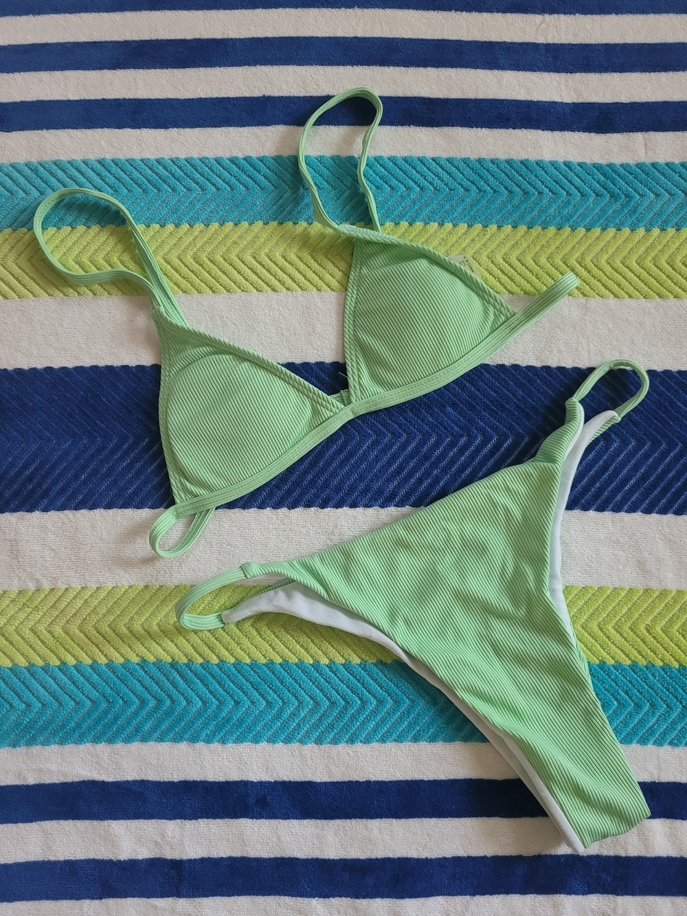 SHEIN Mint Green Ribbed Bikini Top